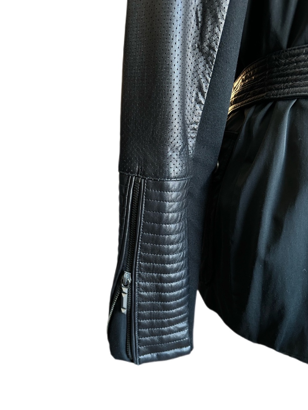 BCBGMAXAZRIA Black Genuine Leather Mixed Media Moto Jacket Belted Size M - Picture 8 of 11